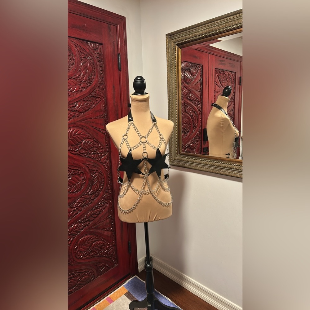 Dolls kill Kiki RiKi star chained bustier harness